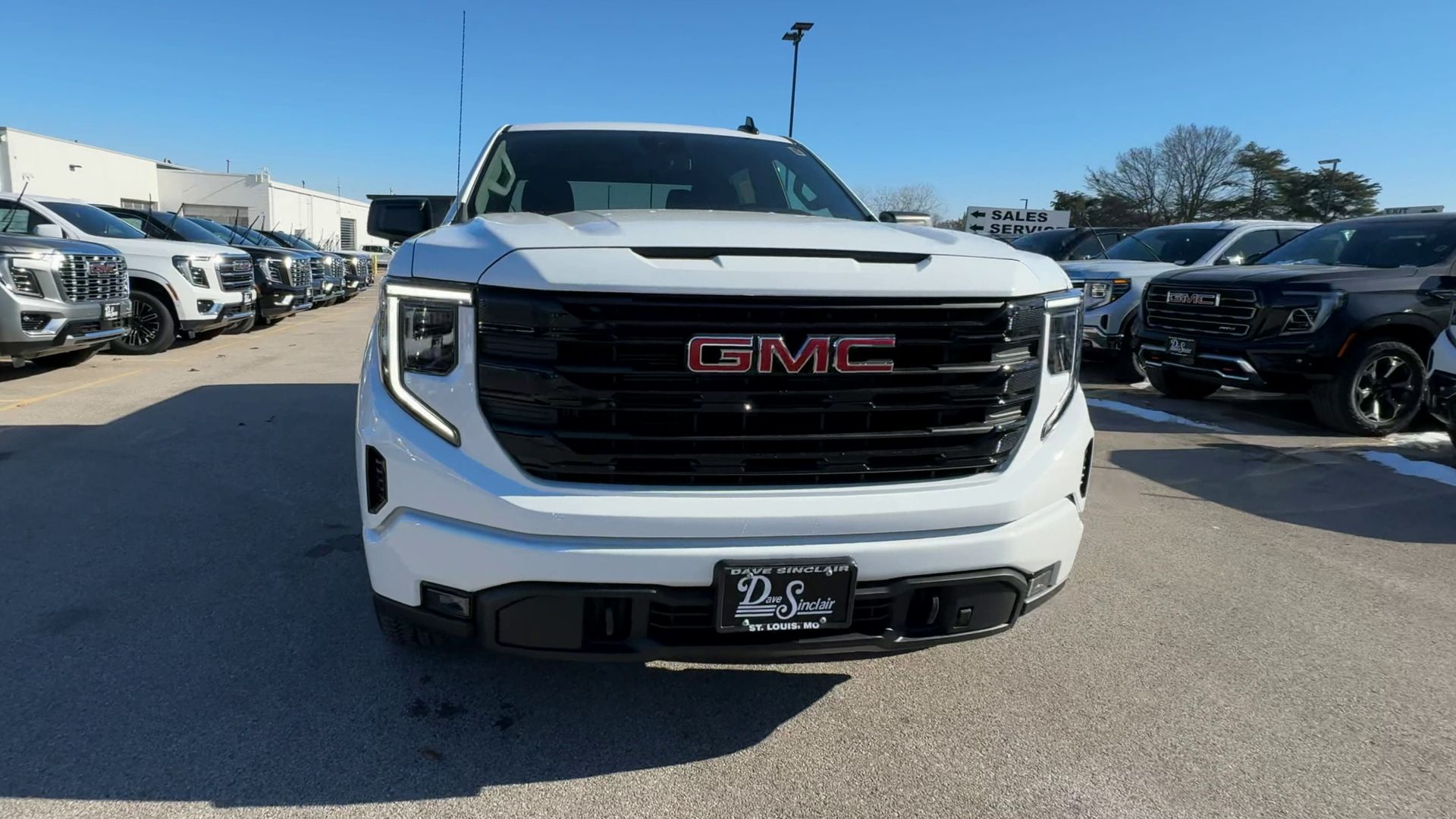 2026 GMC Sierra 1500 Elevation