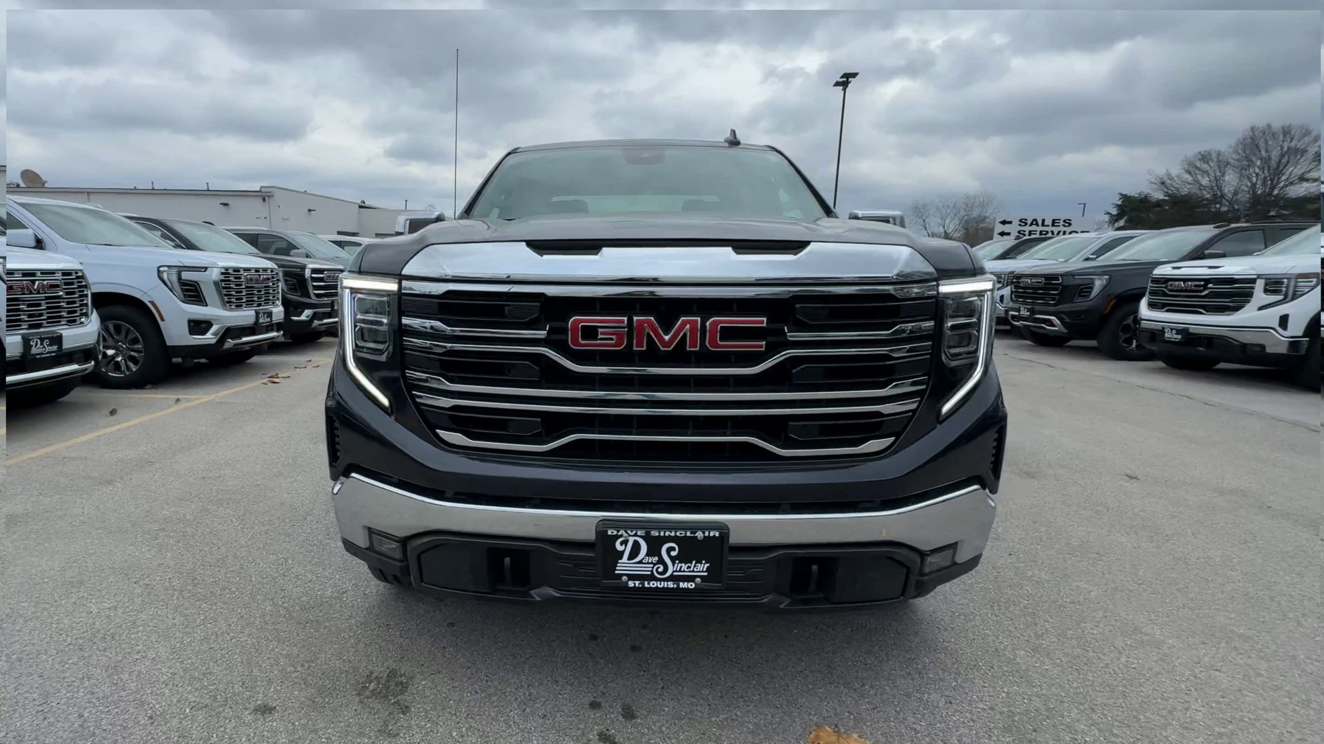 2026 GMC Sierra 1500 SLT