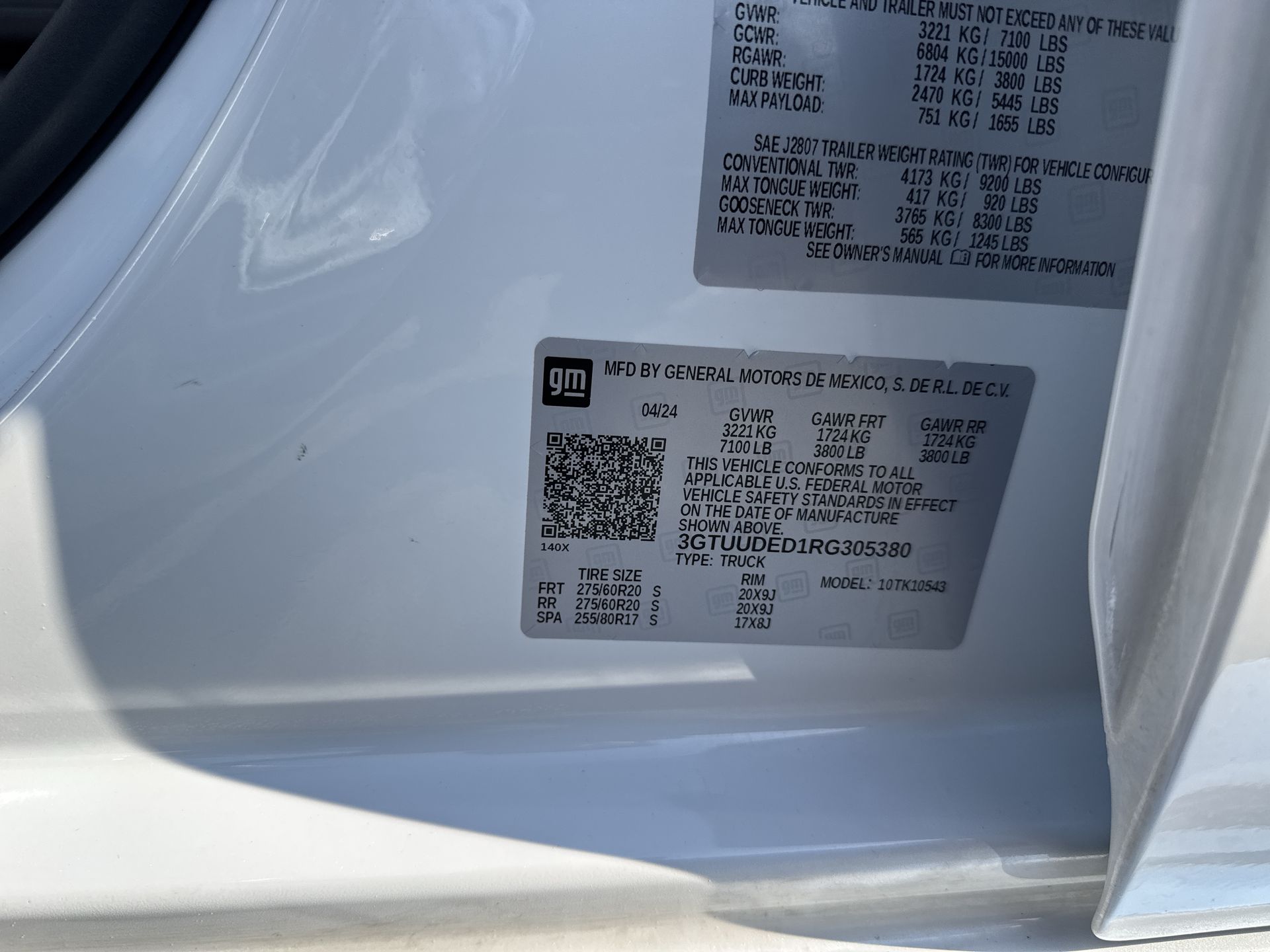 2024 GMC Sierra 1500 SLT