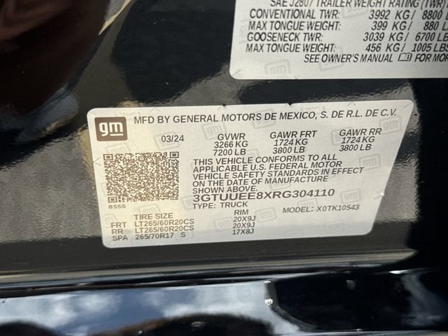 2024 GMC Sierra 1500 AT4