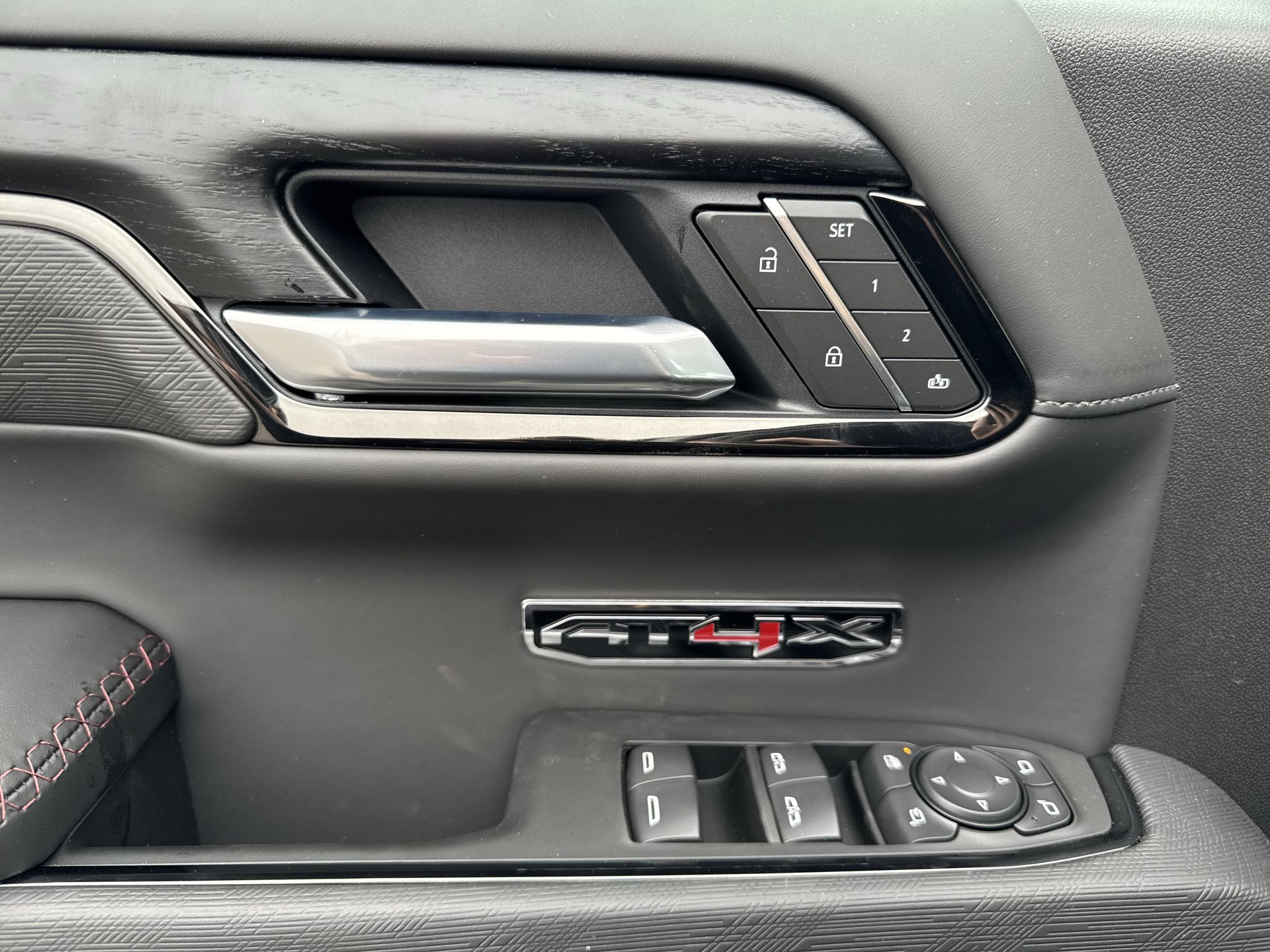 2026 GMC Sierra 1500 AT4X