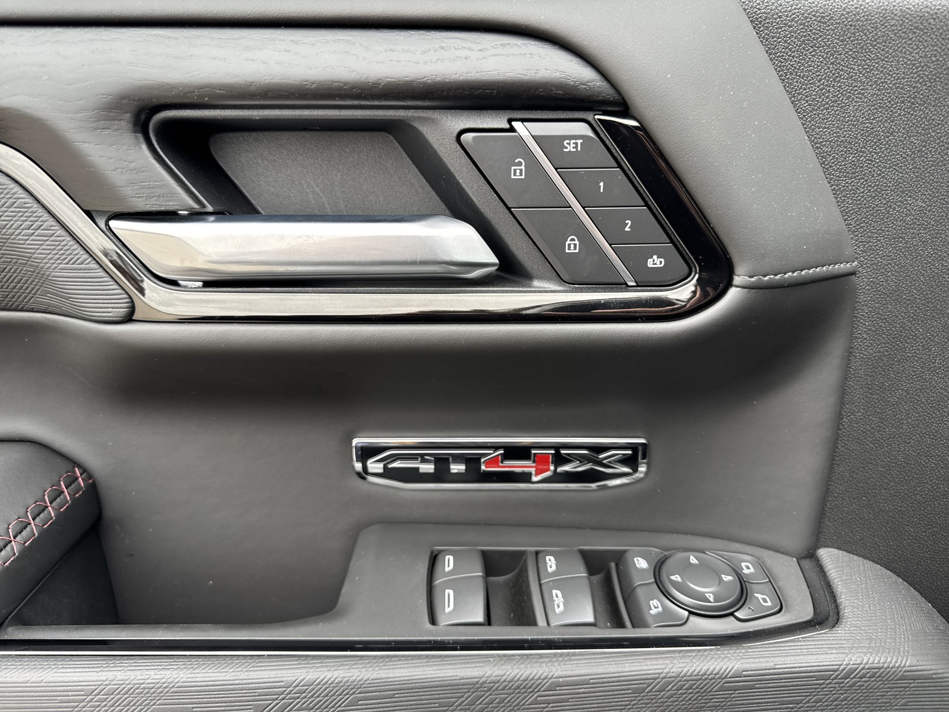 2026 GMC Sierra 1500 AT4X