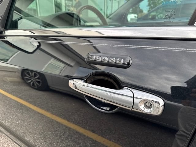 2011 Lincoln MKZ 4dr Sdn FWD