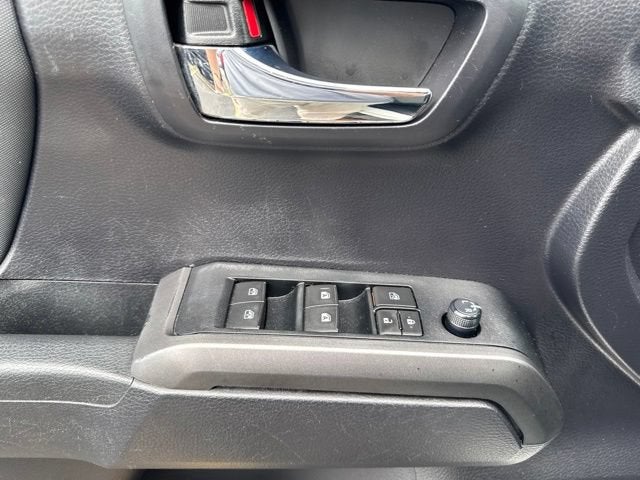 2020 Toyota Tacoma 4WD SR5