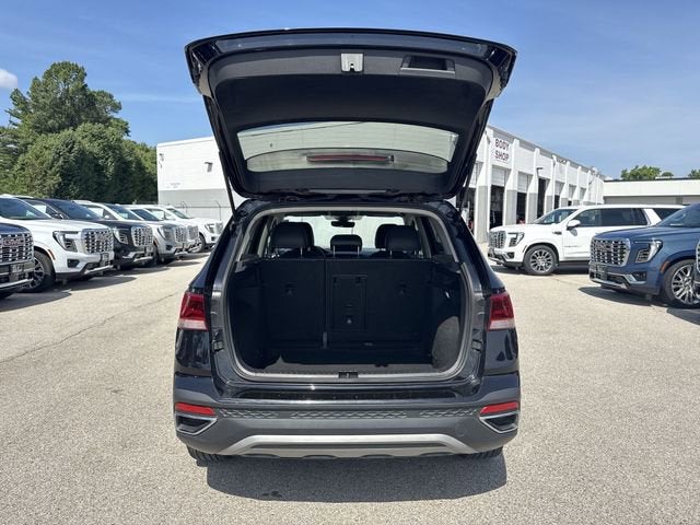 2024 Volkswagen Taos SE