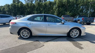2019 Toyota Camry XLE