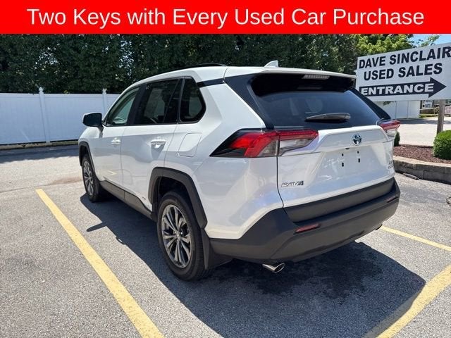 2024 Toyota RAV4 Hybrid XLE Premium