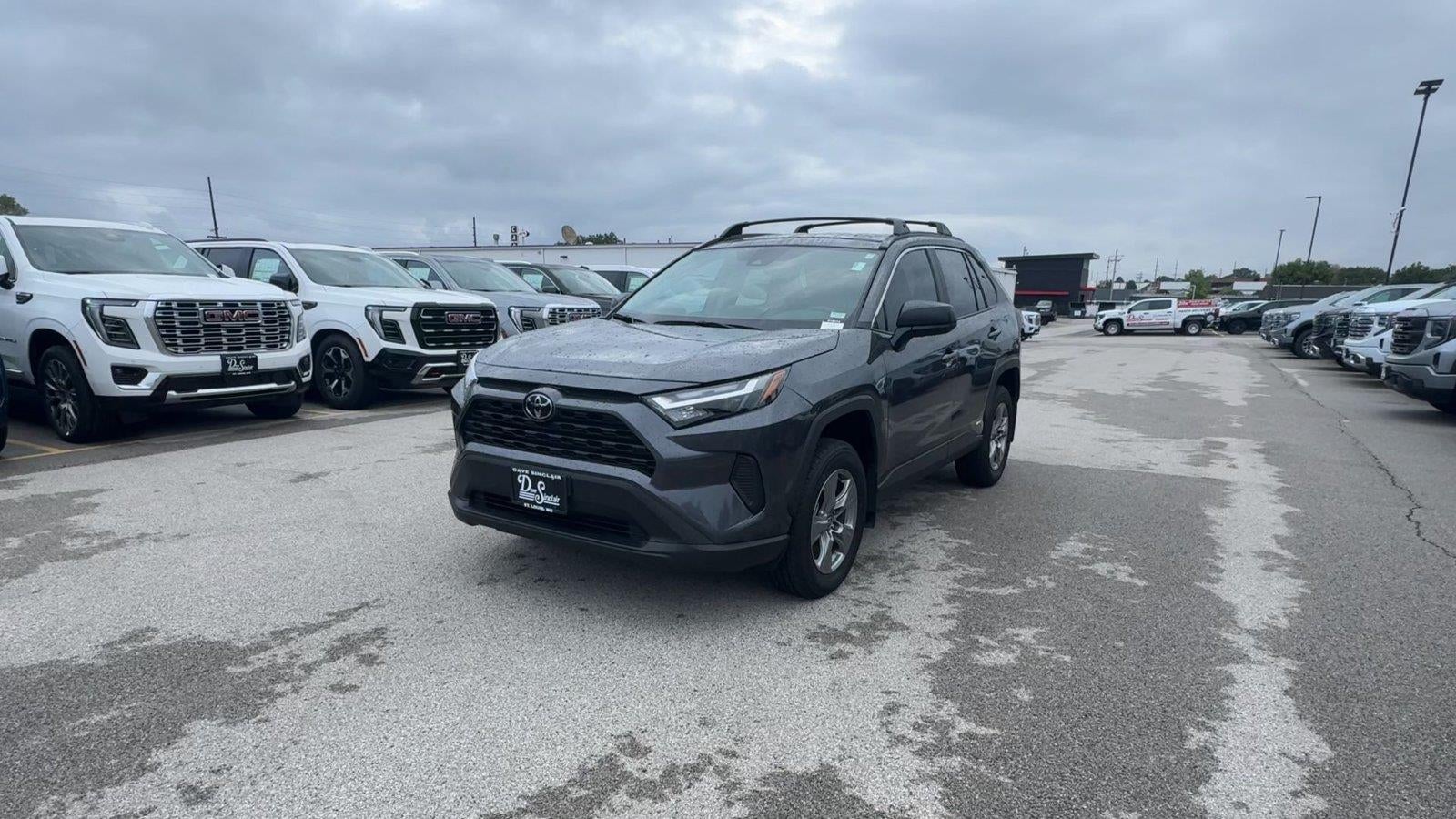 2025 Toyota RAV4 Hybrid LE