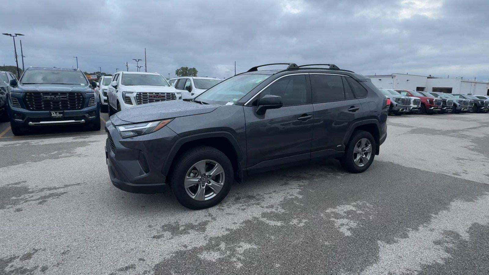 2025 Toyota RAV4 Hybrid LE