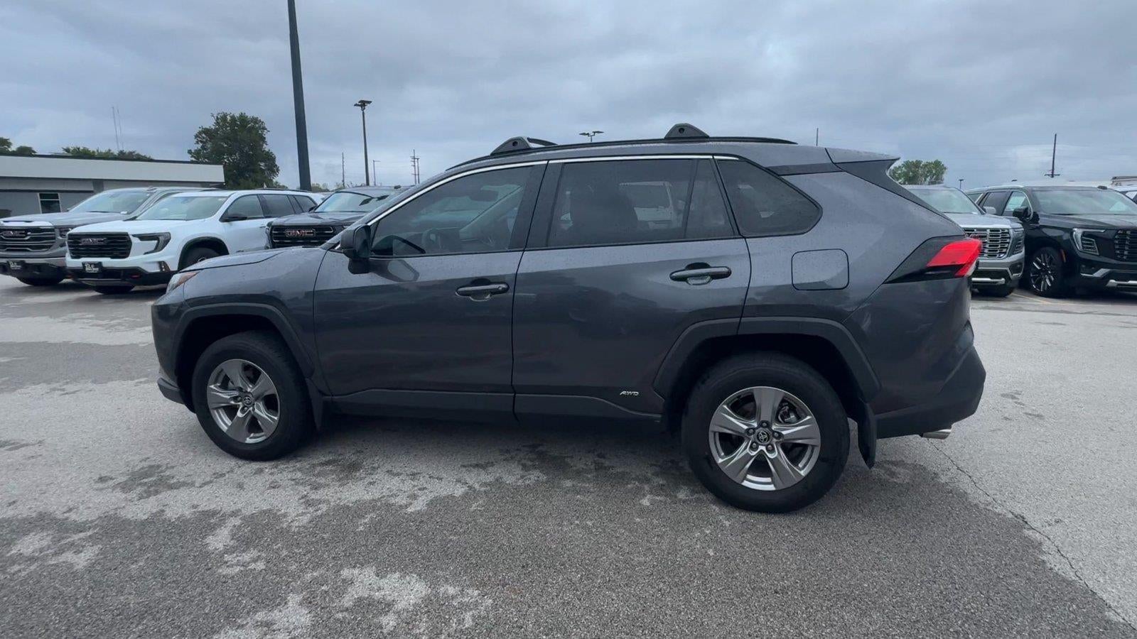 2025 Toyota RAV4 Hybrid LE