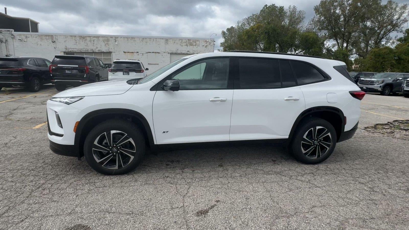 2027 Buick Enclave Sport Touring - Photo 6