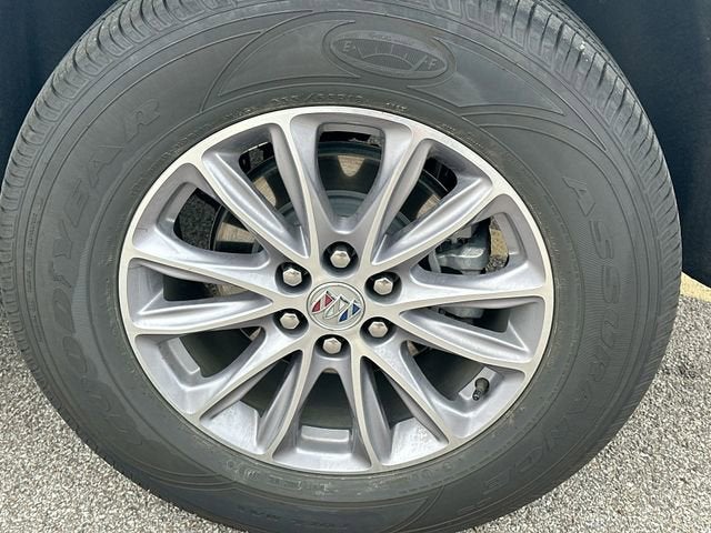 2024 Buick Enclave Essence