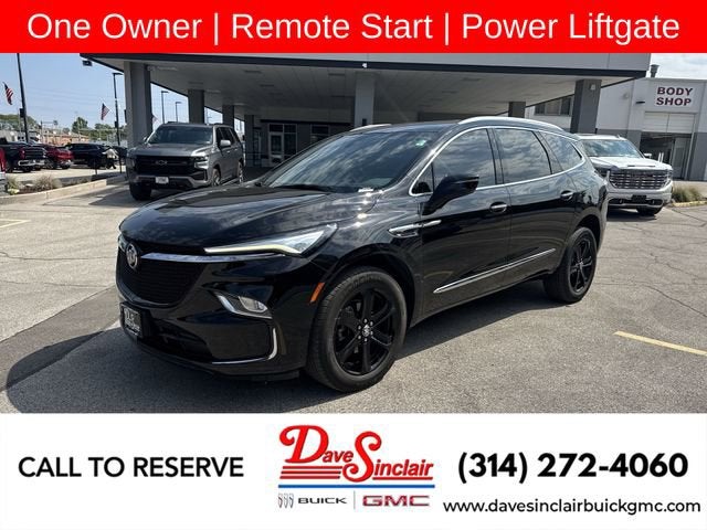 2023 Buick Enclave Essence's photo