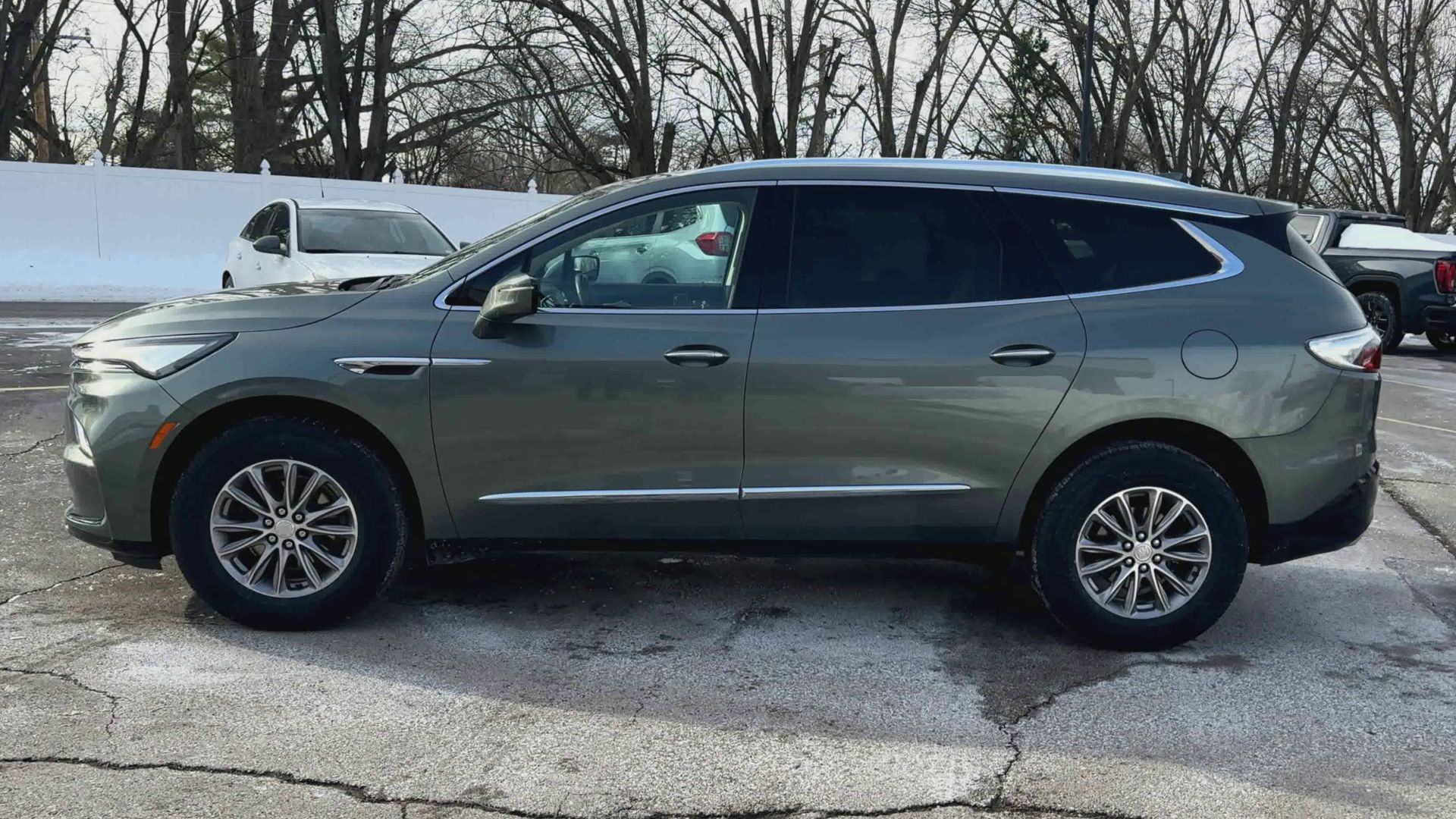 2022 Buick Enclave Essence