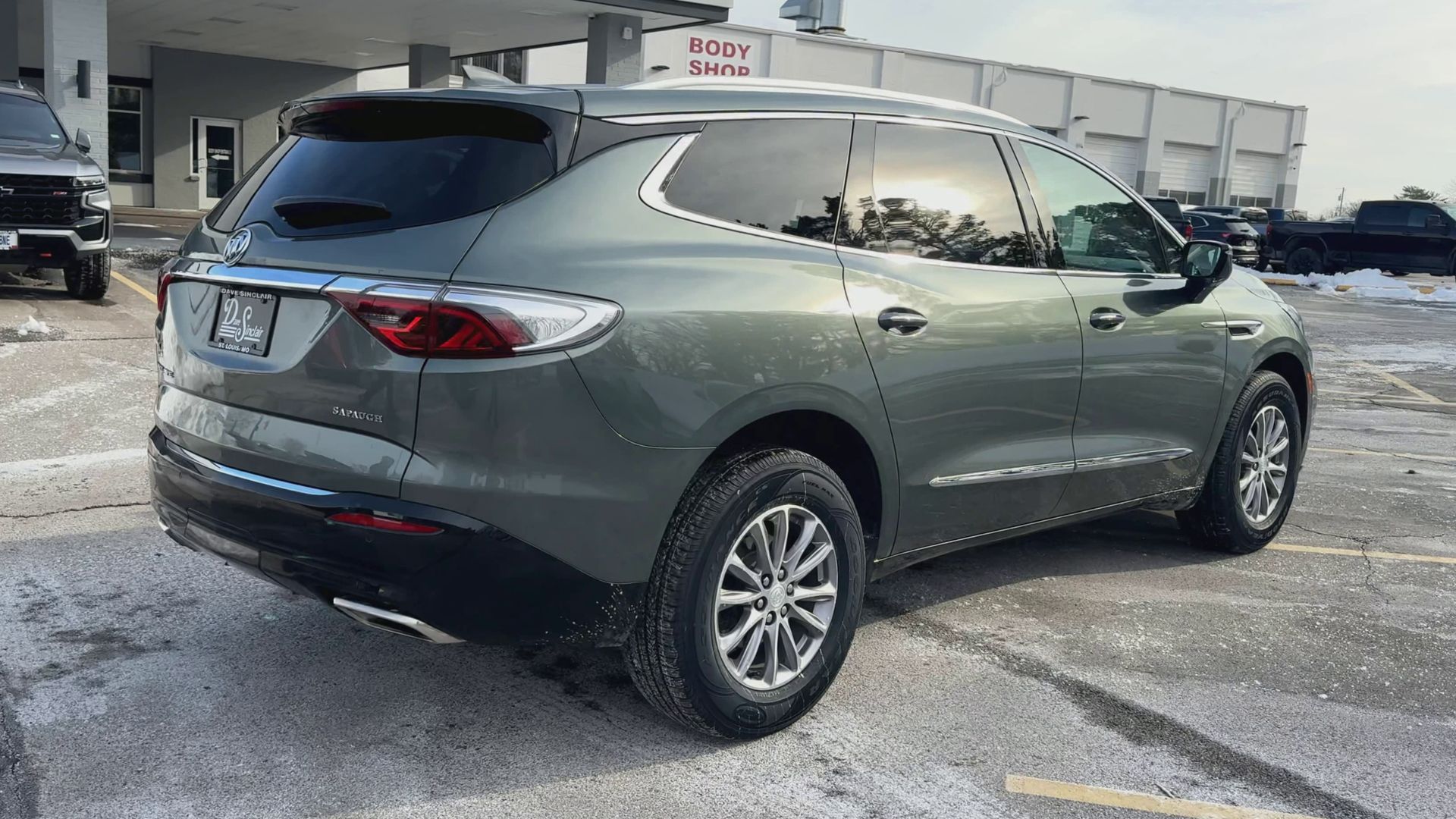 2022 Buick Enclave Essence