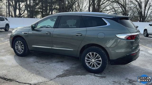 2022 Buick Enclave Essence