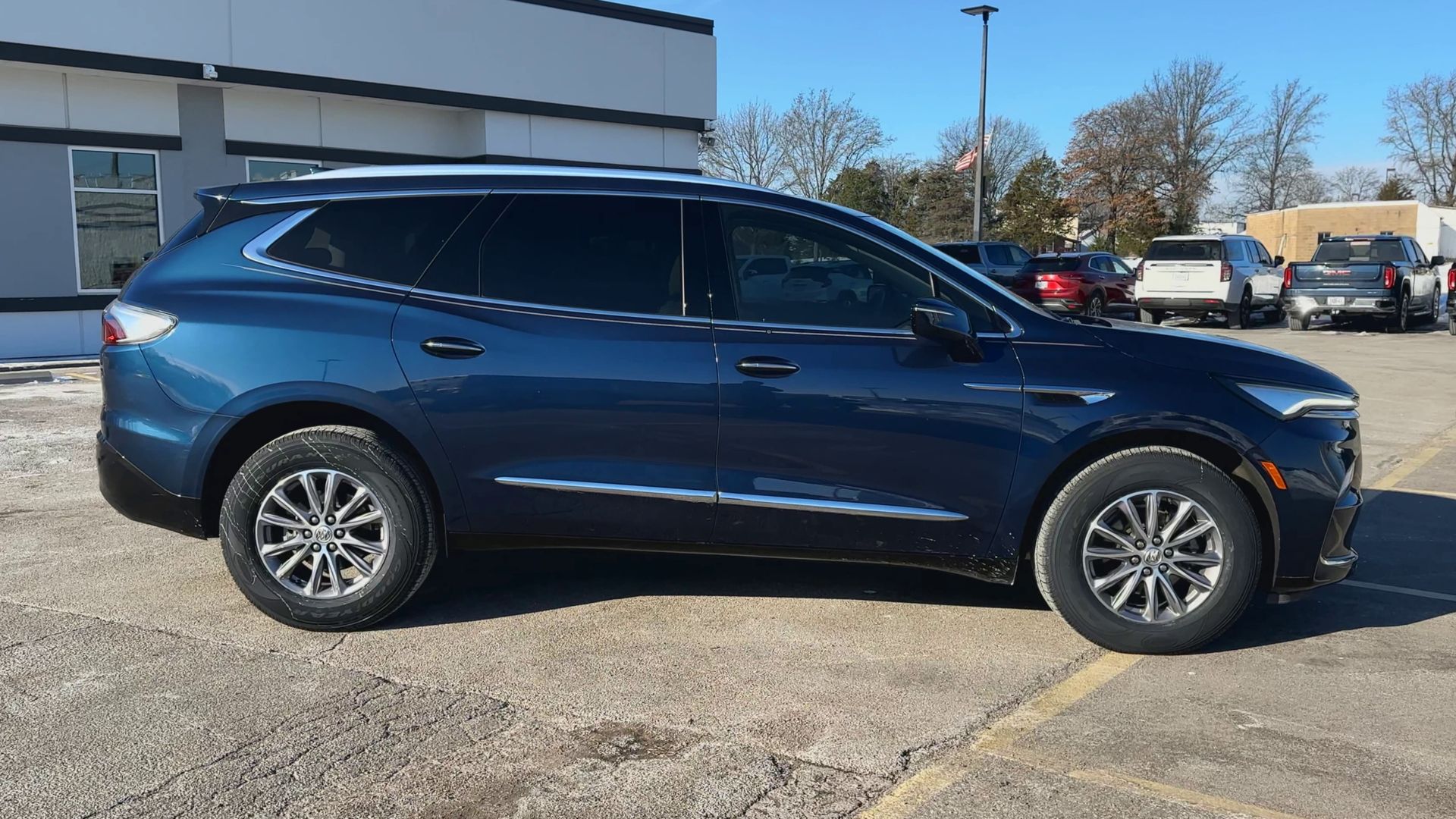 2023 Buick Enclave Essence