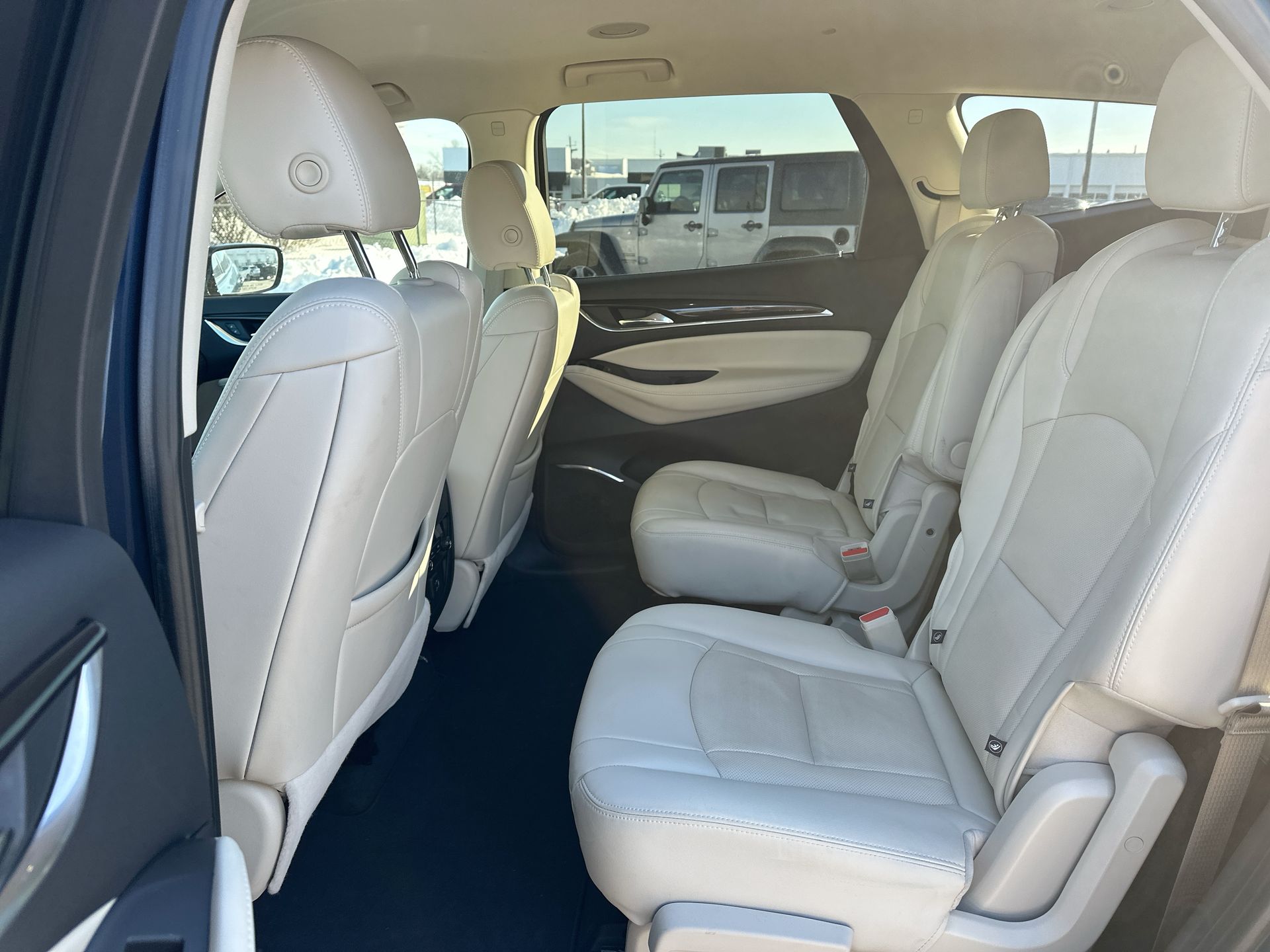 2023 Buick Enclave Essence