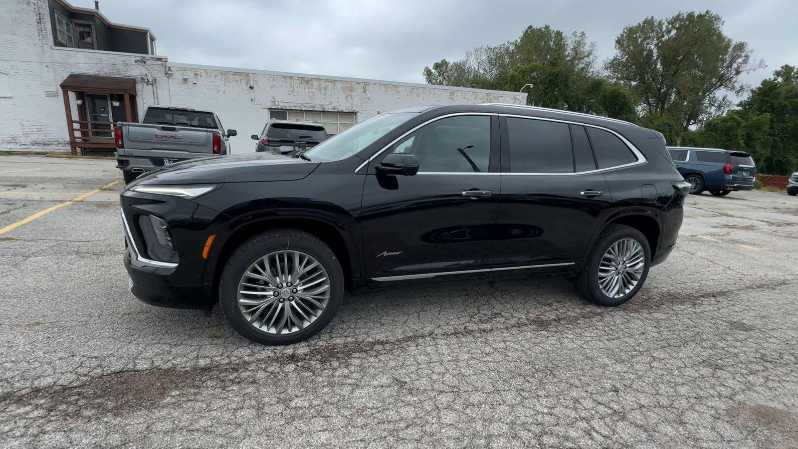2027 Buick Enclave Avenir
