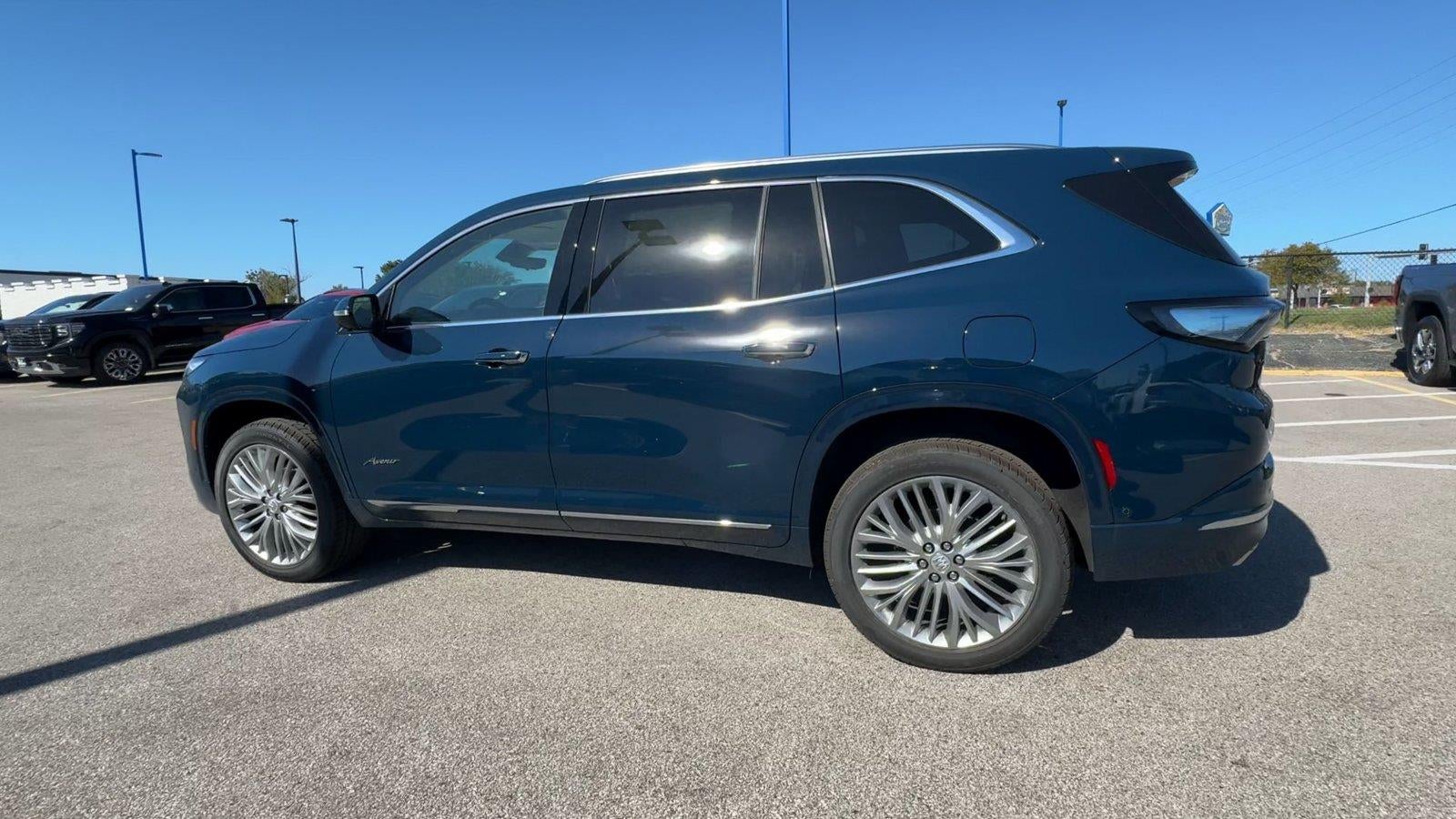 2027 Buick Enclave Avenir
