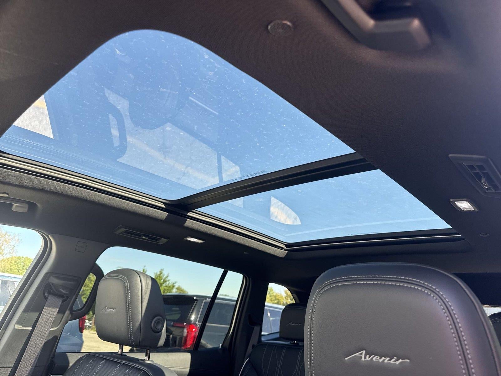 2027 Buick Enclave Avenir