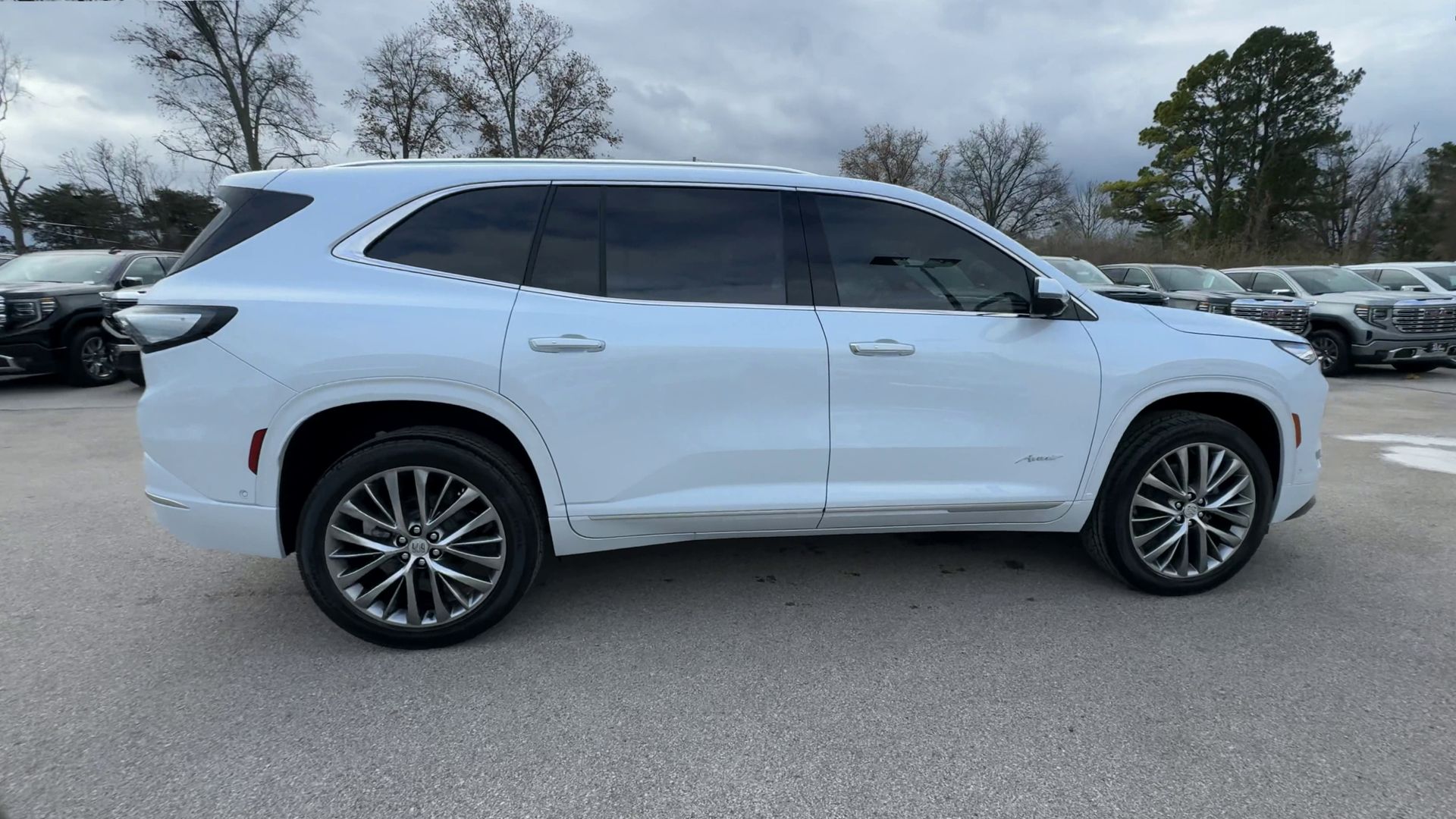 2026 Buick Enclave Avenir