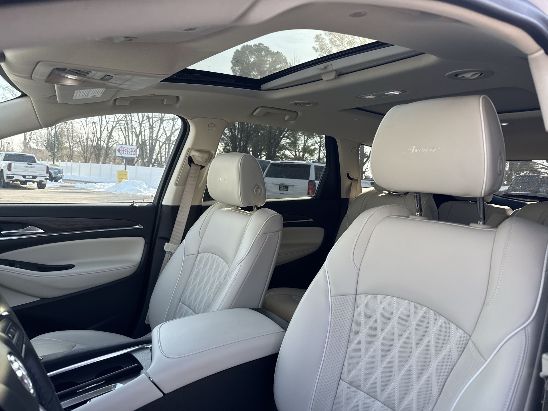 2024 Buick Enclave Avenir