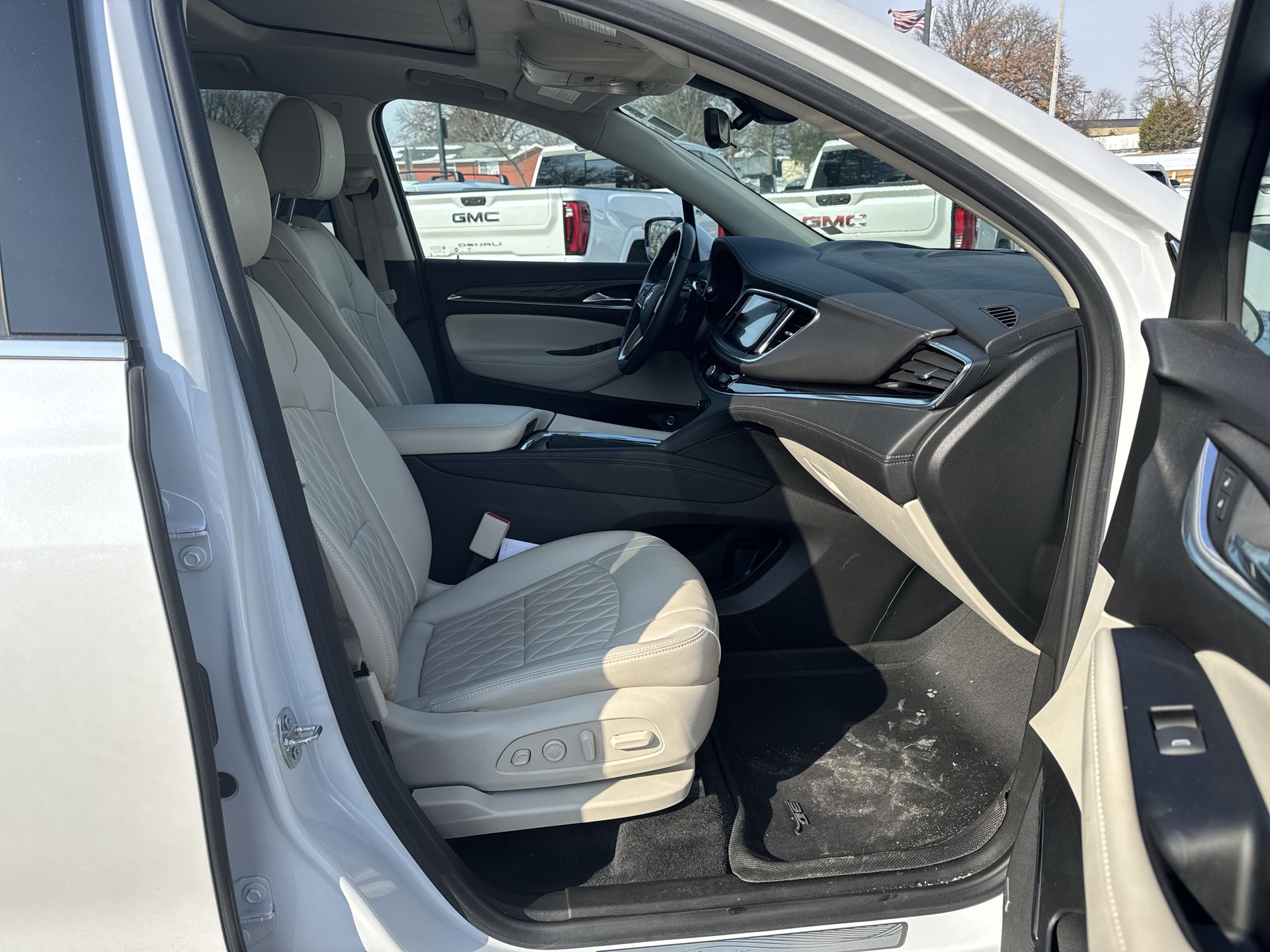 2024 Buick Enclave Avenir