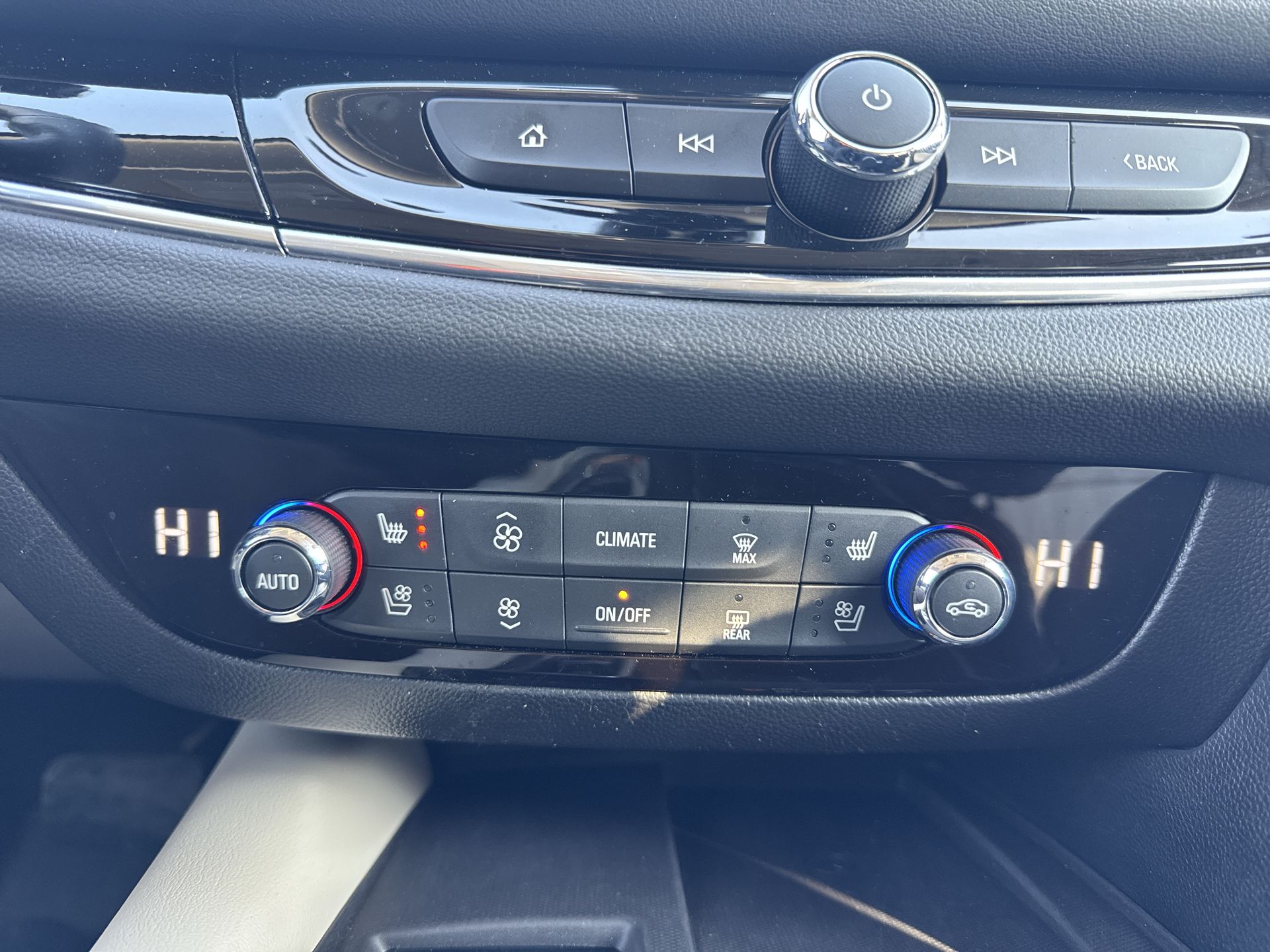 2024 Buick Enclave Avenir