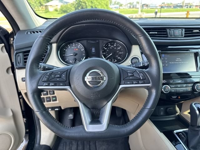 2017 Nissan Rogue SL
