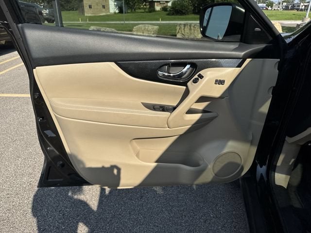 2017 Nissan Rogue SL