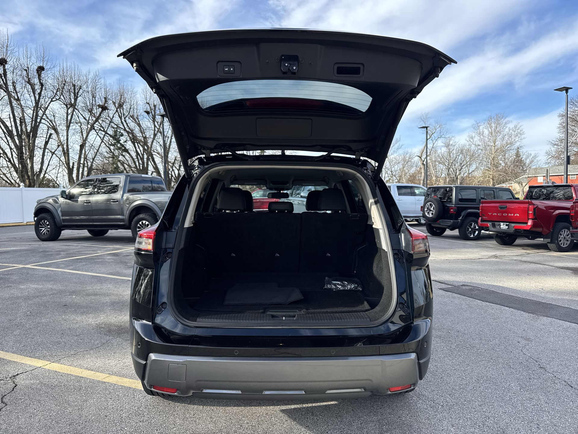 2024 Nissan Rogue SL