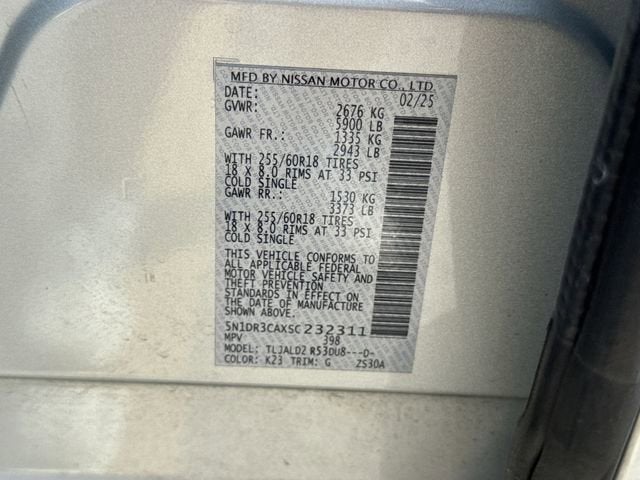 2025 Nissan Pathfinder SL