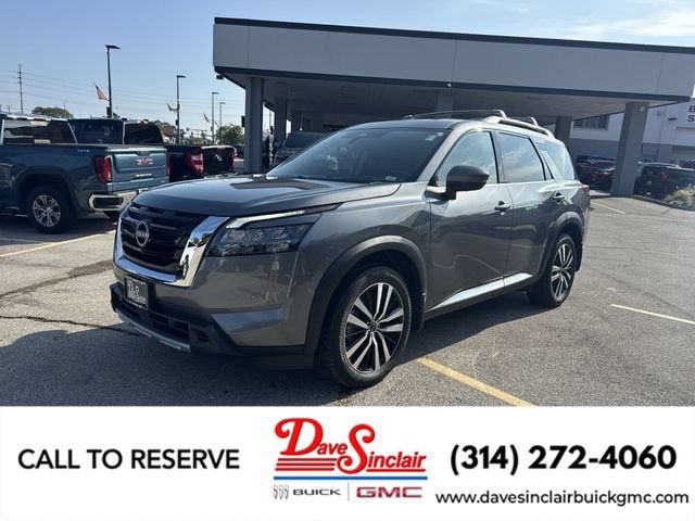 2025 Nissan Pathfinder Platinum