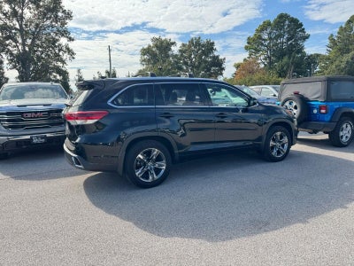 2017 Toyota Highlander Limited