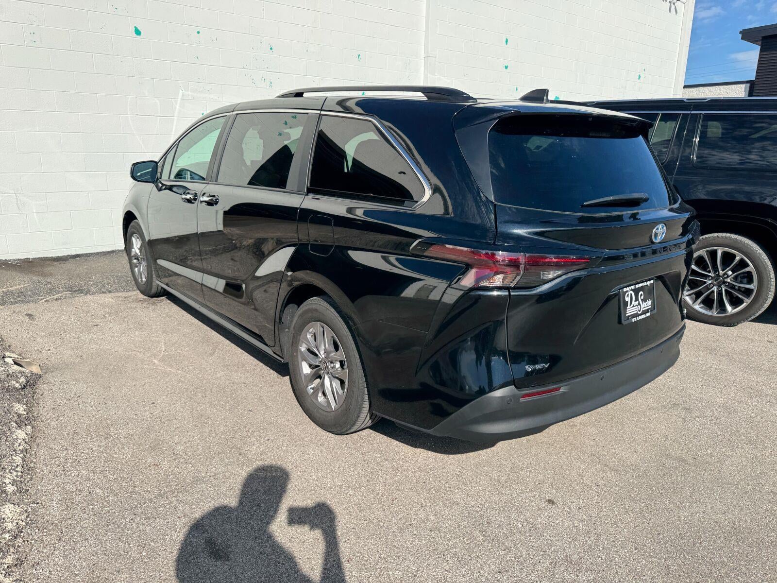 2025 Toyota Sienna XLE