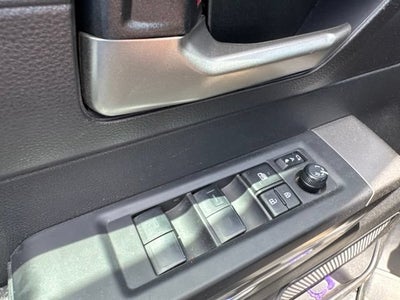 2023 Toyota Tundra 4WD SR5