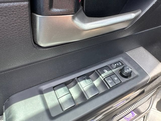 2023 Toyota Tundra 4WD SR5