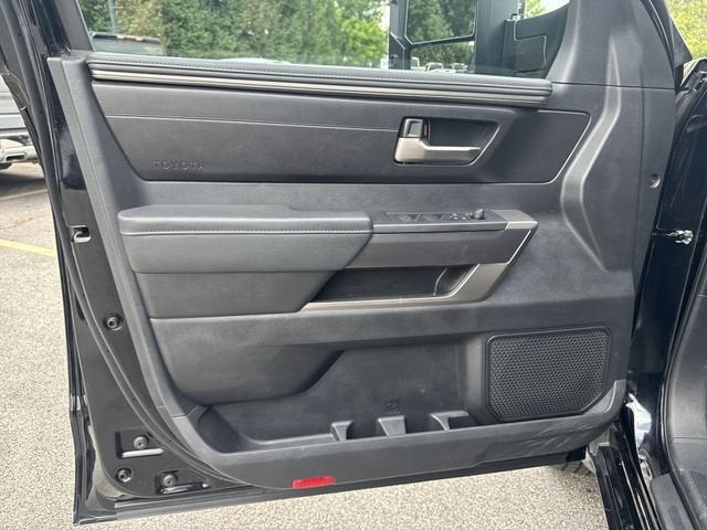 2023 Toyota Tundra 4WD SR5