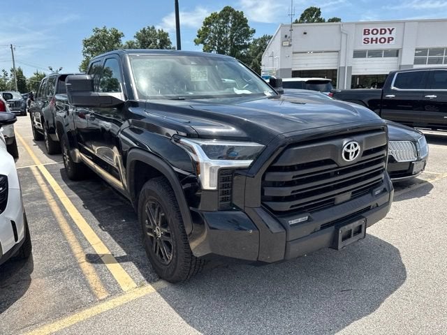 2023 Toyota Tundra 4WD SR5