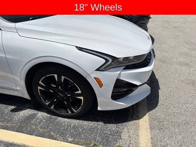 2023 Kia K5 GT-Line