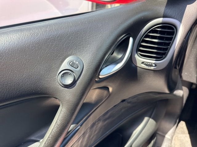 2005 Pontiac GTO 2dr Cpe
