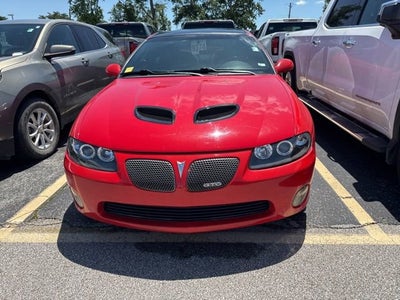 2005 Pontiac GTO 2dr Cpe