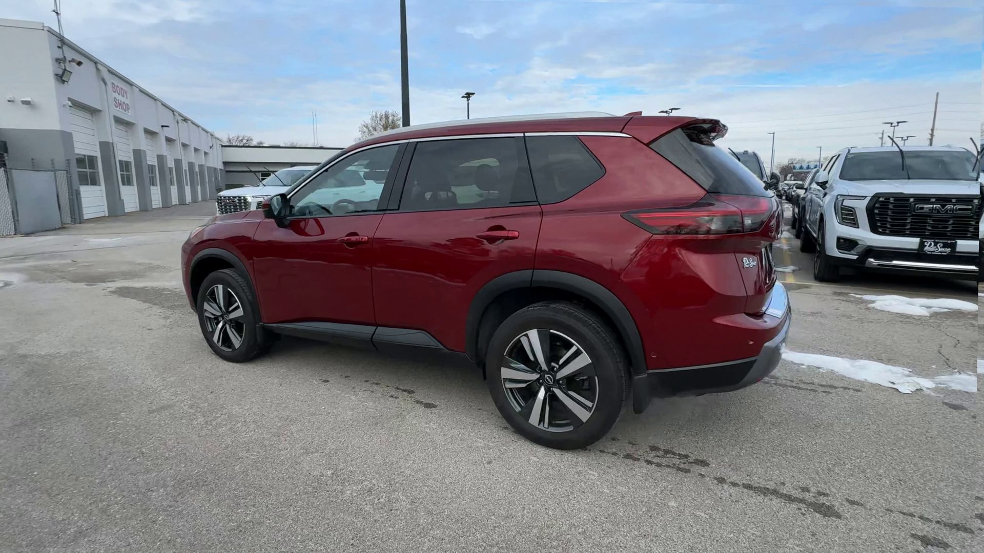 2024 Nissan Rogue SL