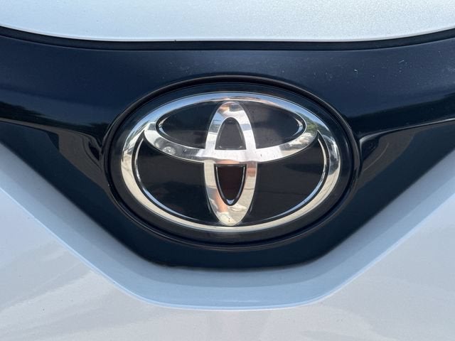 2020 Toyota C-HR LE