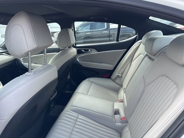 2022 Genesis G70 3.3T