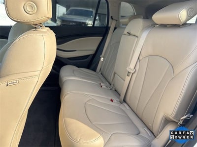 2020 Buick Envision Essence Group