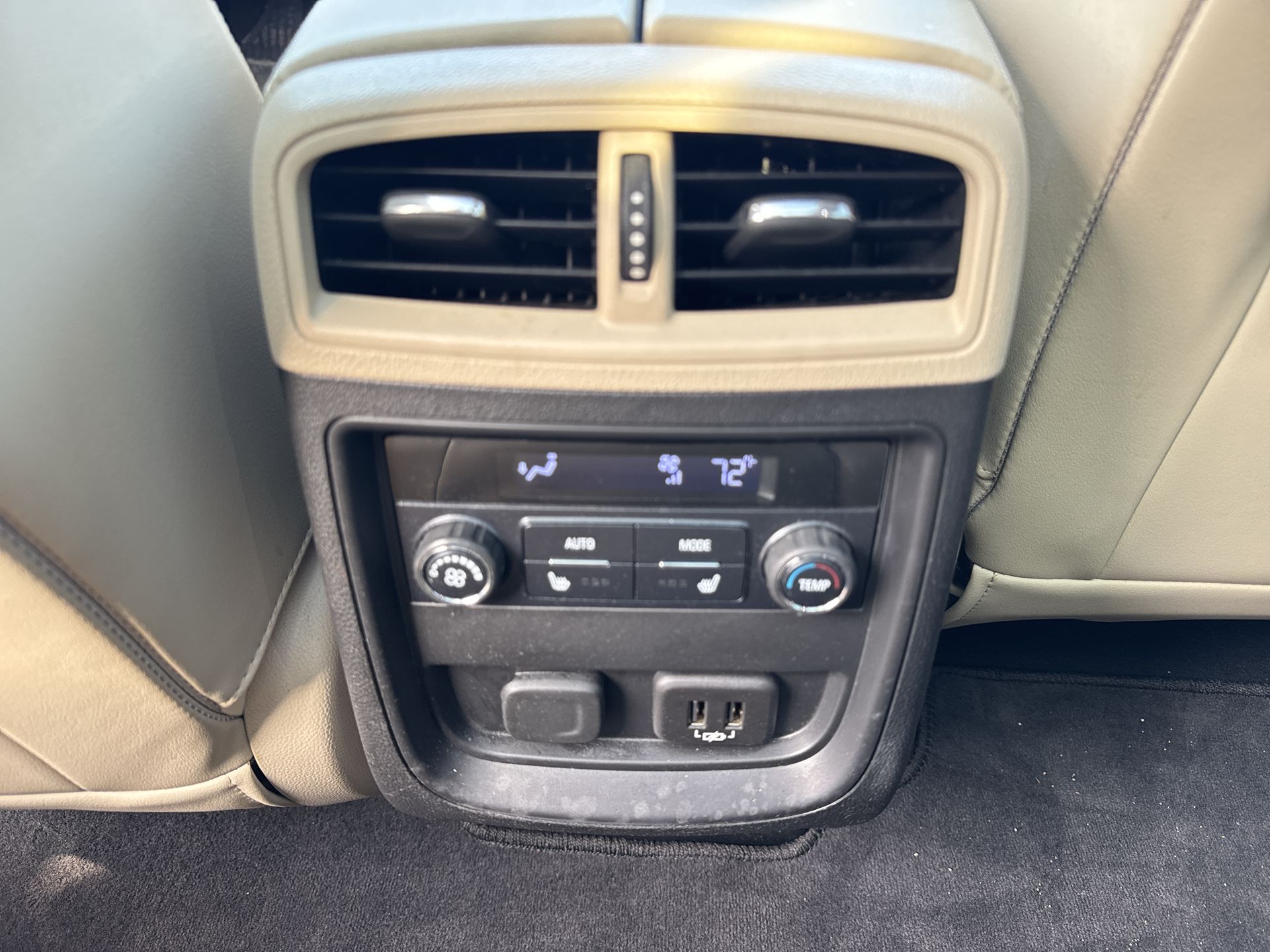 2020 Buick Envision Essence Group