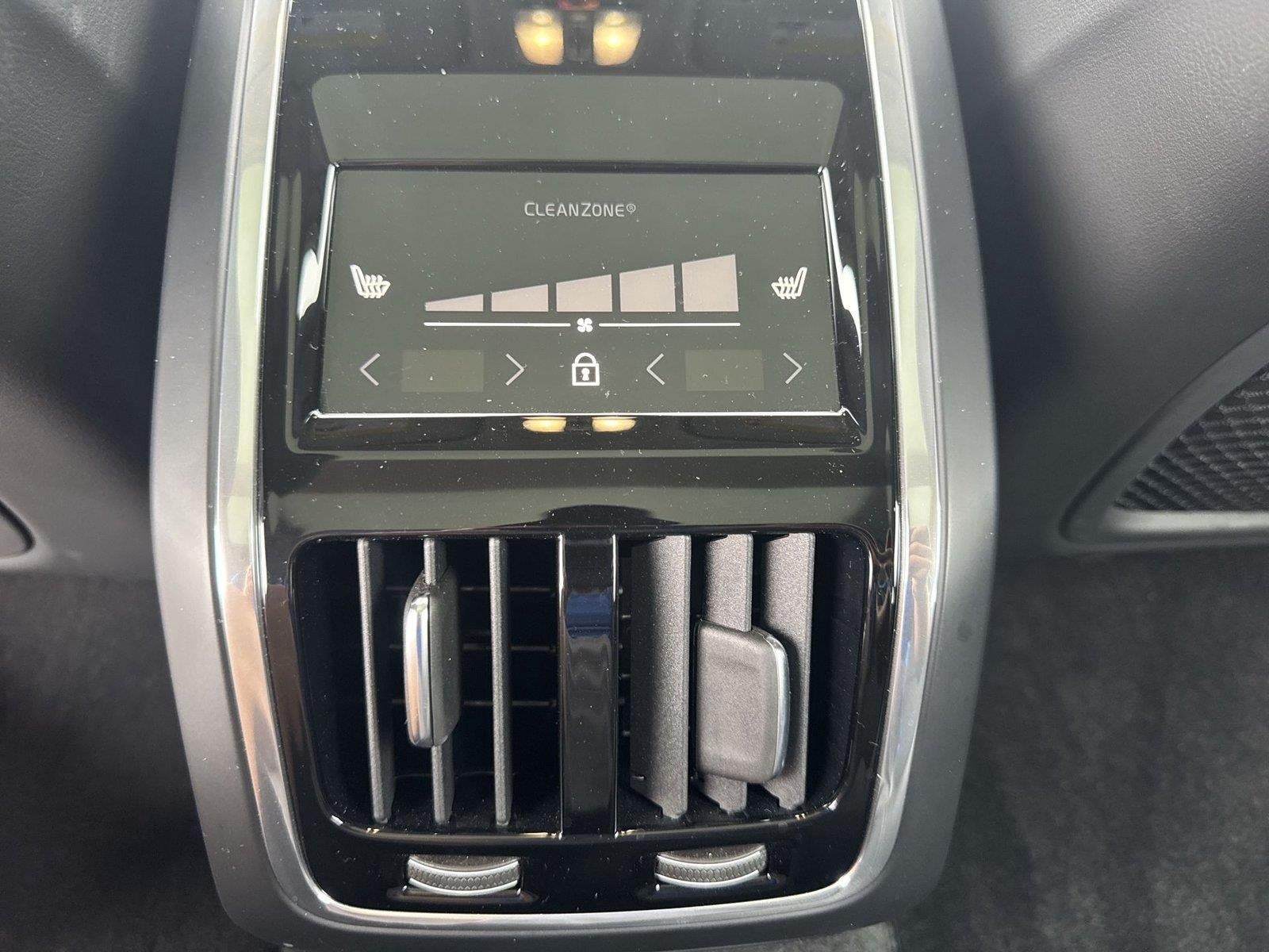 2025 Volvo S90 Plus
