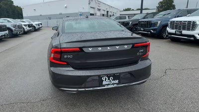 2025 Volvo S90 Plus